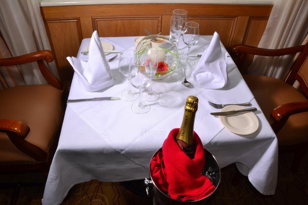 Fairhill House Hotel Clonbur Экстерьер фото